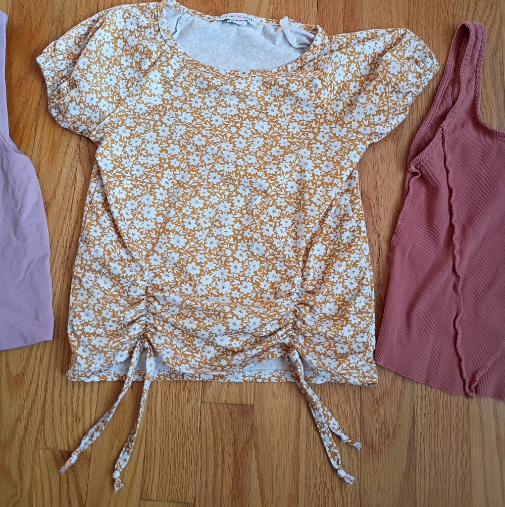 Assorted Tops Size Small - Picture 3 of 16